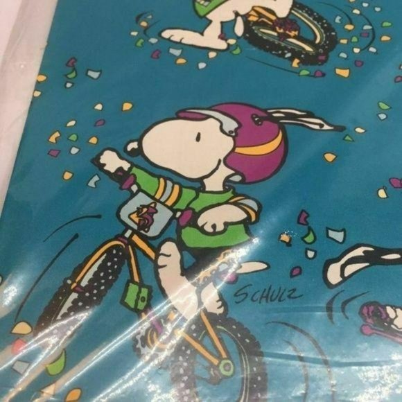 Vintage Hallmark set of 2 Peanuts Snoopy Gift Wrap Paper Bike Sports - Picture 3 of 8